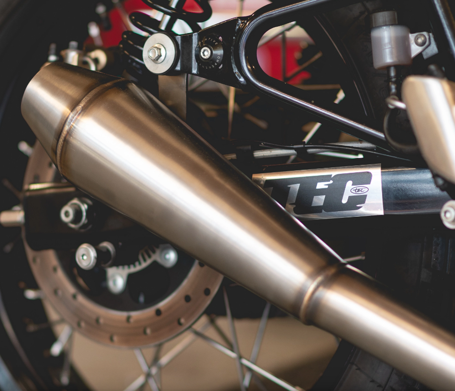 TEC Bike Stinger 2 into 1 Exhaust Royal Enfield Continental & Interceptor 650
