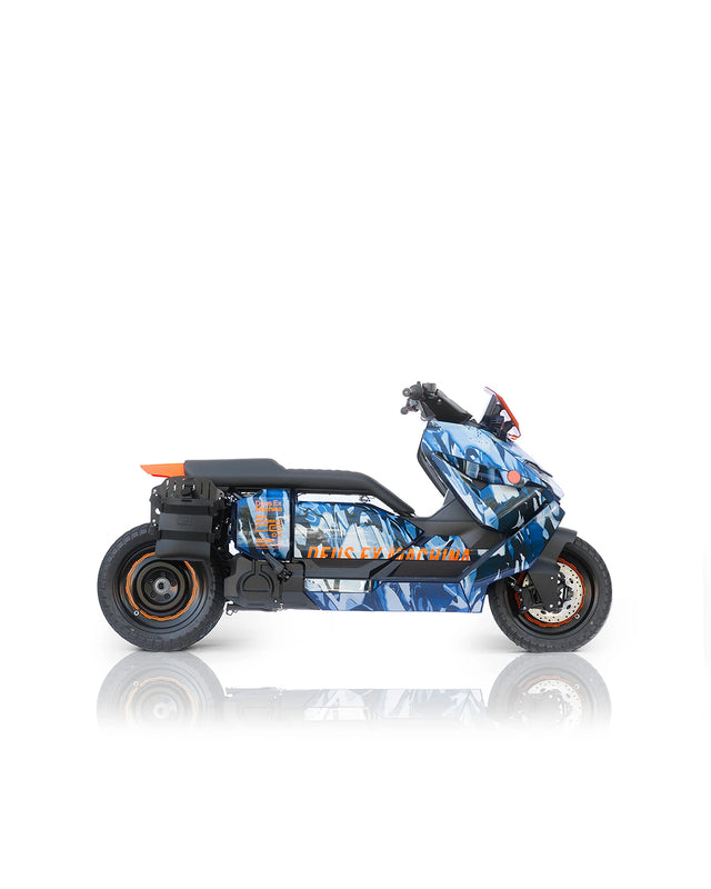 The DE-04