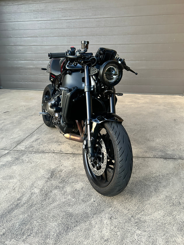 W34AY.003, Clip On, Clip On Handlebar, yamaha, Yamaha XSR900, XSR900 2022, Cafe Racer. Custom, Bars, Top Clamp