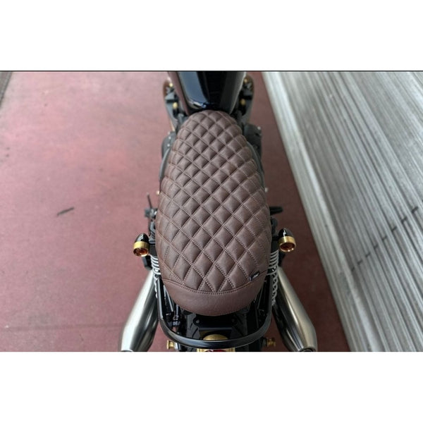 Motone Blackadder seat- Low Profile Diamond Stitch - Brown - Triumph